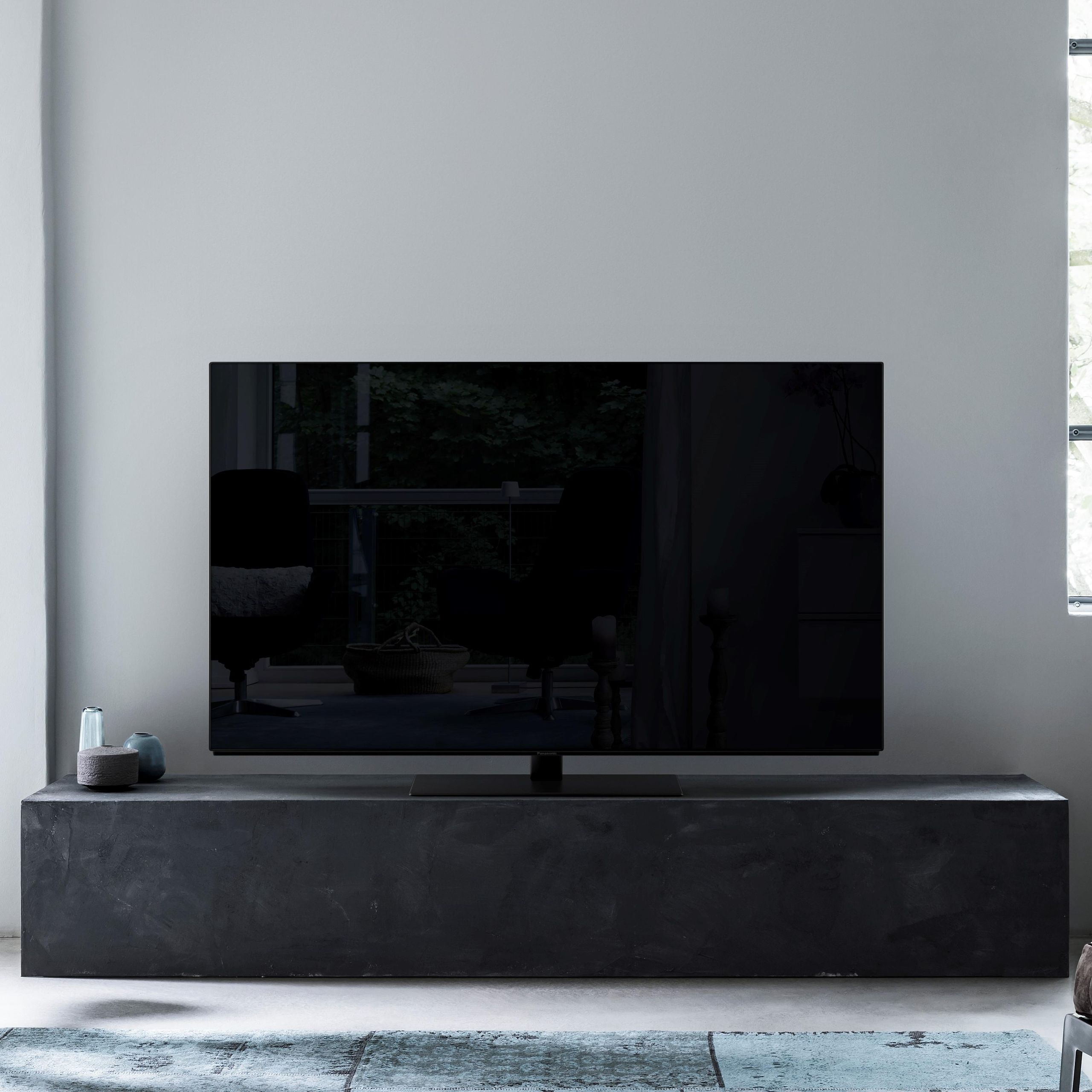 Panasonic FZ802/FZ800 OLED TV review | TechRadar