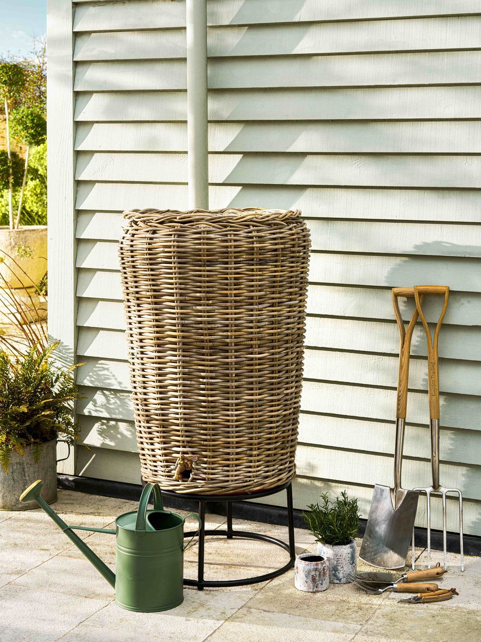 Kingscote Rattan Water Butt 200 L Natural