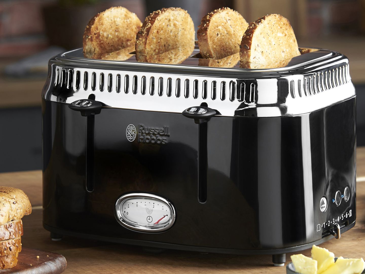 Russell Hobbs Retro 4 Slice Toaster review | T3