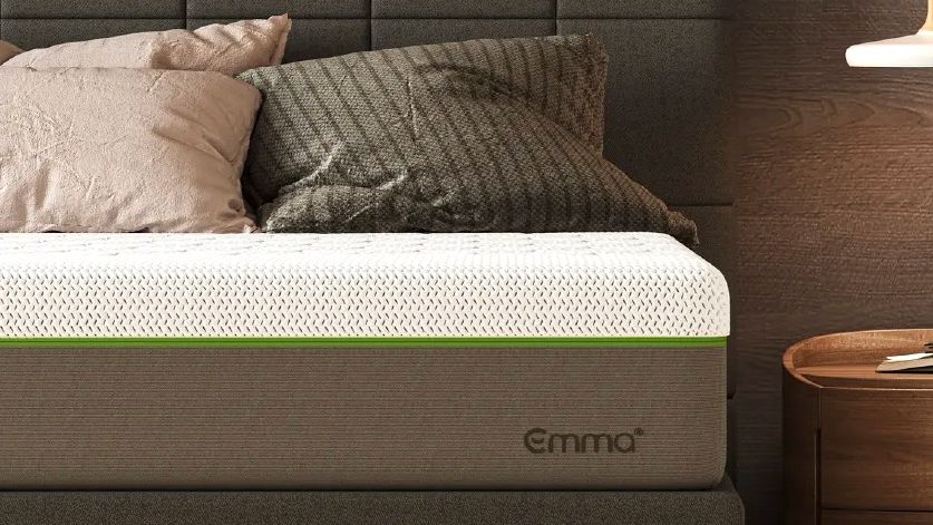 Emma Diamond Hybrid Mattress review: a firm surface that takes
