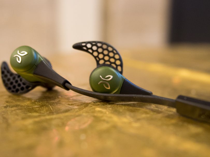 JayBird X2 Wireless Earbud　アーミーグリーン 4e01f6c8d8103bc8fc6269eb923d5d