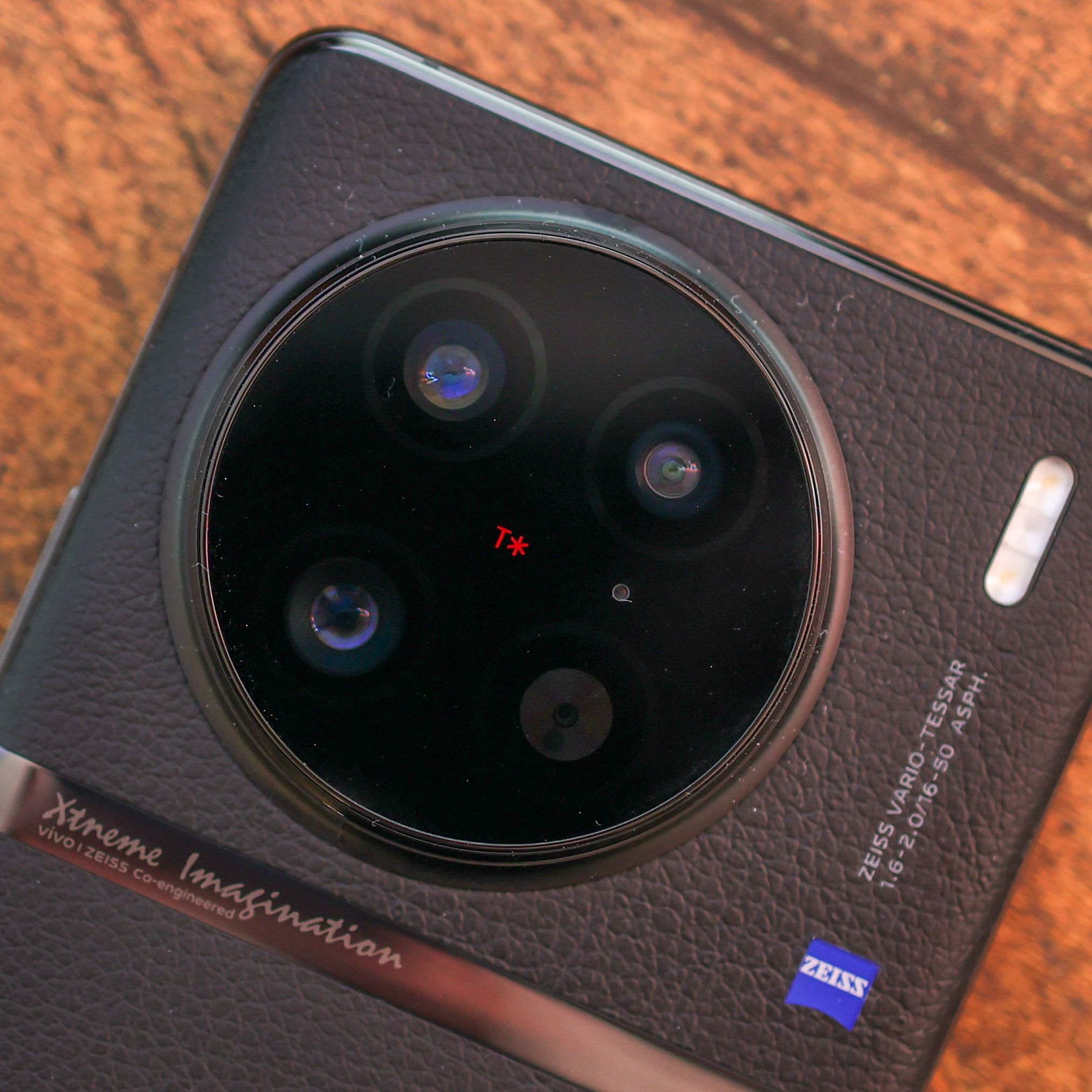 Vivo X90 Pro hands-on review: 1-inch sensor meets Zeiss T* optics