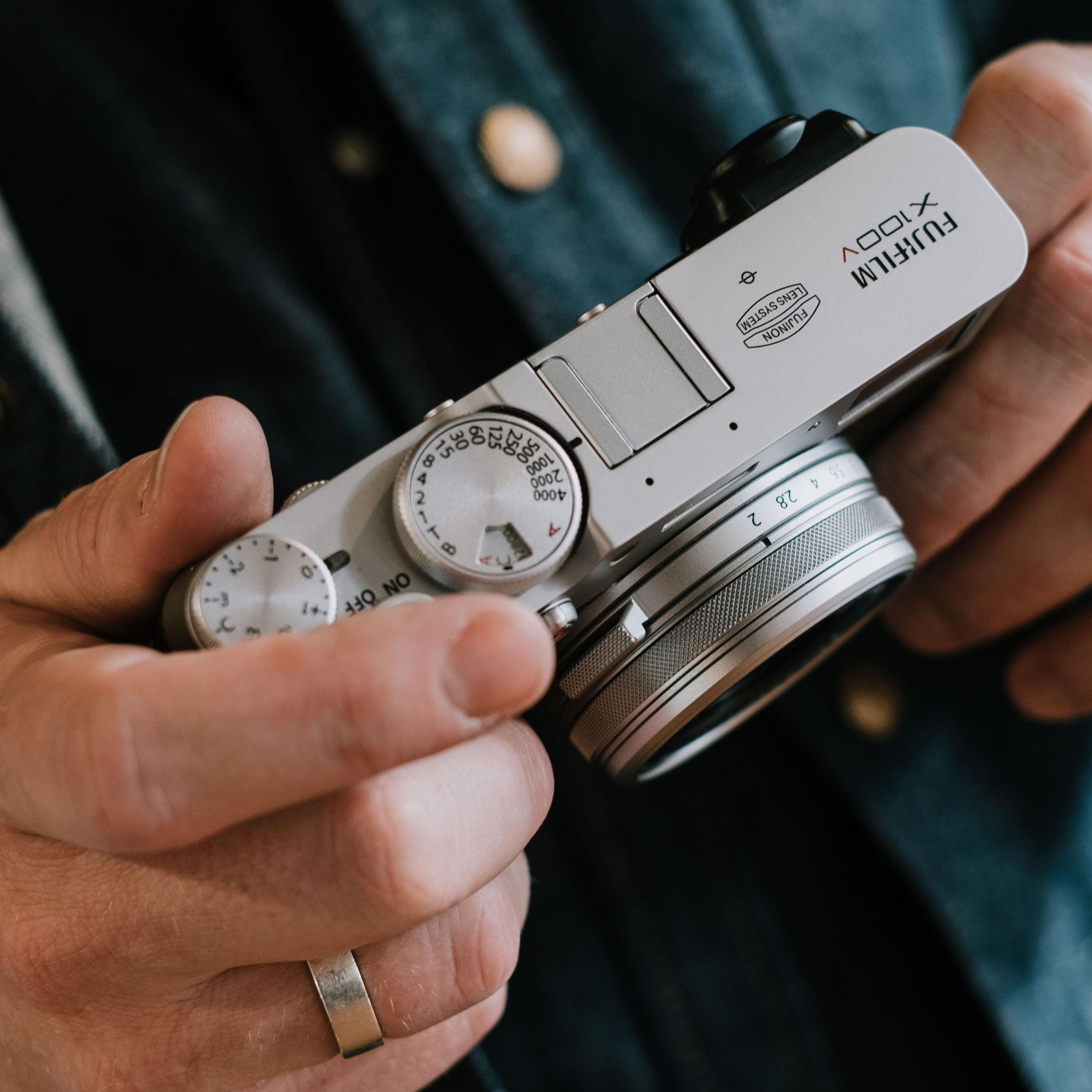 Fujifilm X100V シルバー おまけつき Fujifilm X100V Digital Camera - Silver, High Photo Quality