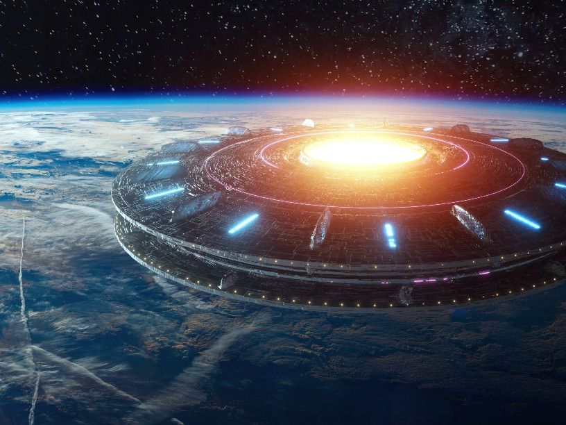 Alien mothership lurking in our solar system could be watching us with tiny probes, Pentagon official suggests | Live Science