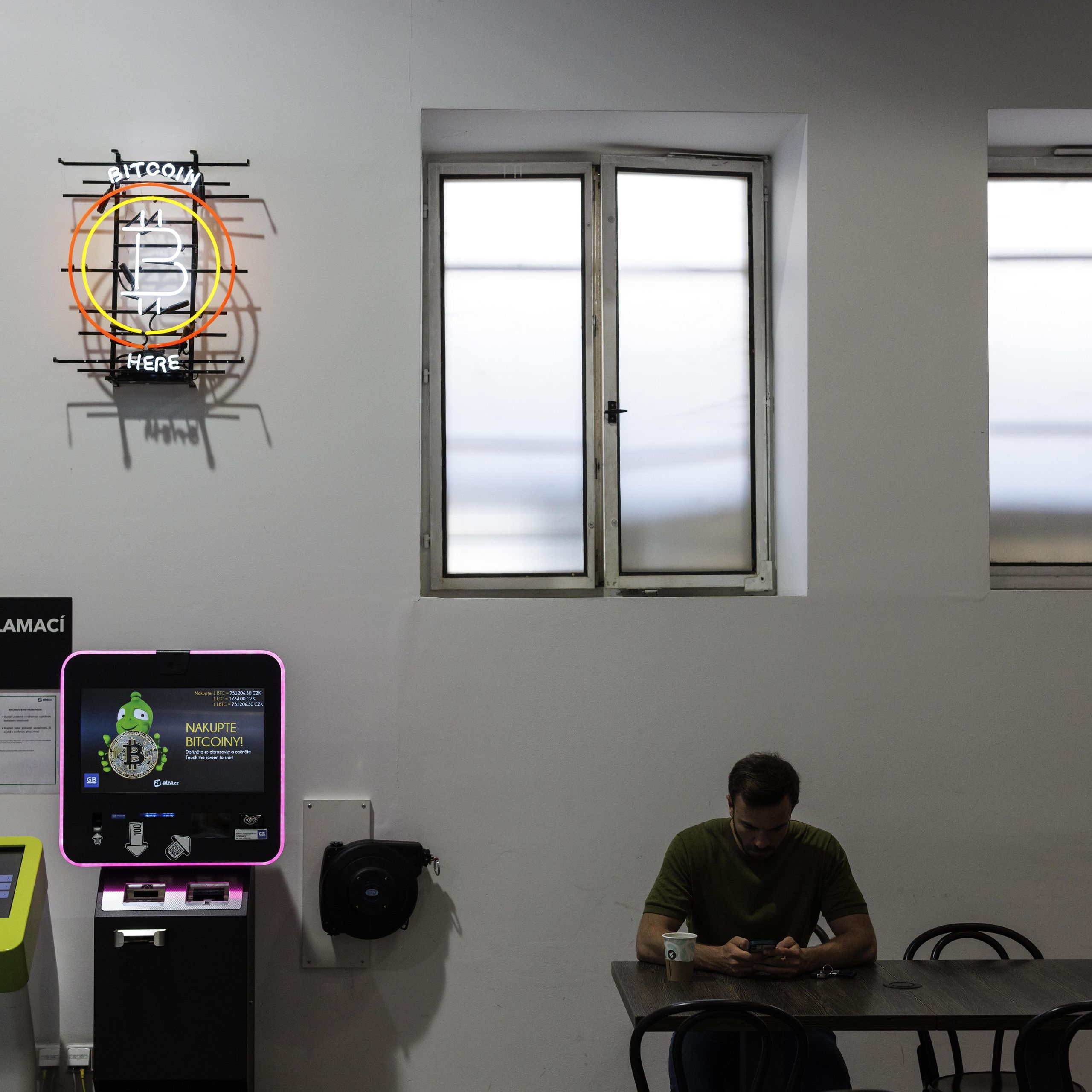 Crypto: A sell-off hits digital currencies | The Week