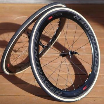 Bontrager Aeolus XXX 6 TLR Clincher 前輪のみ Bontrager Aeolus Xxx 6 Tlr Clincher Front Wheel Only Bicycle
