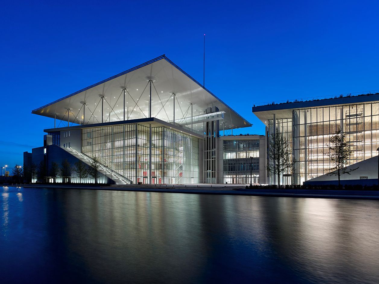 ロボット PALACE ATHENE & GAZA C GBA (Guangzhou) Technology Finance Centre | Aedas | Archello