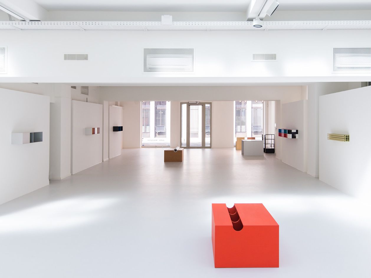 Donald Judd: Spaces 新品未開封 Donald Judd Spaces – Galerie Lulla