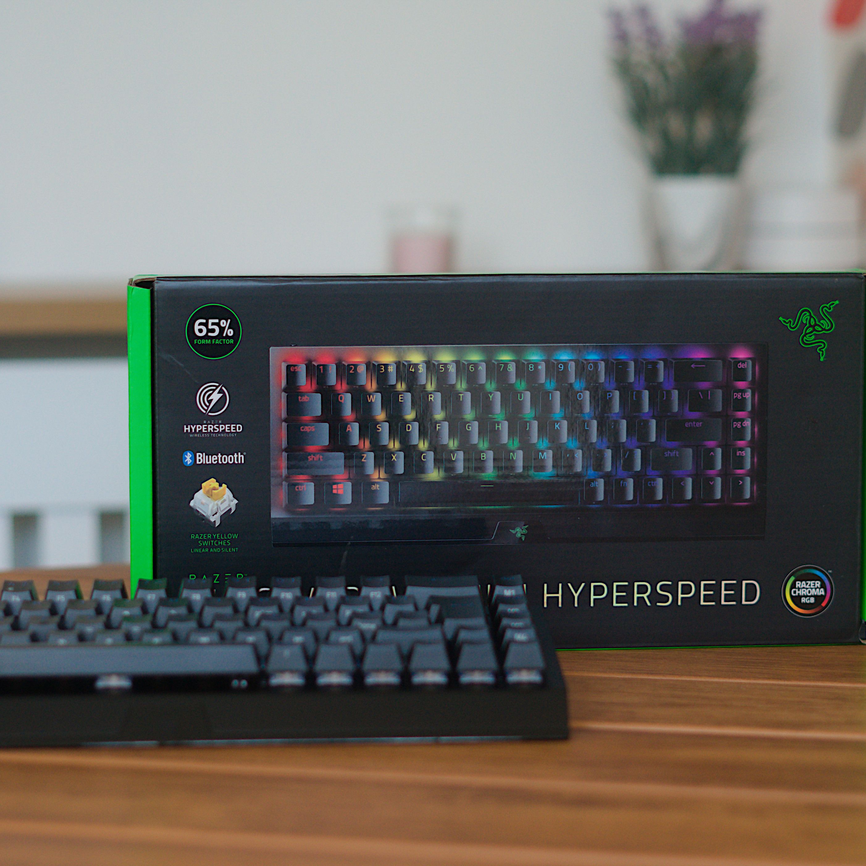 あく様 Razer BlackWidow V3 Mini Hyperspeed Amazon.com: Razer BlackWidow V3 Mini HyperSpeed 65% Wireless