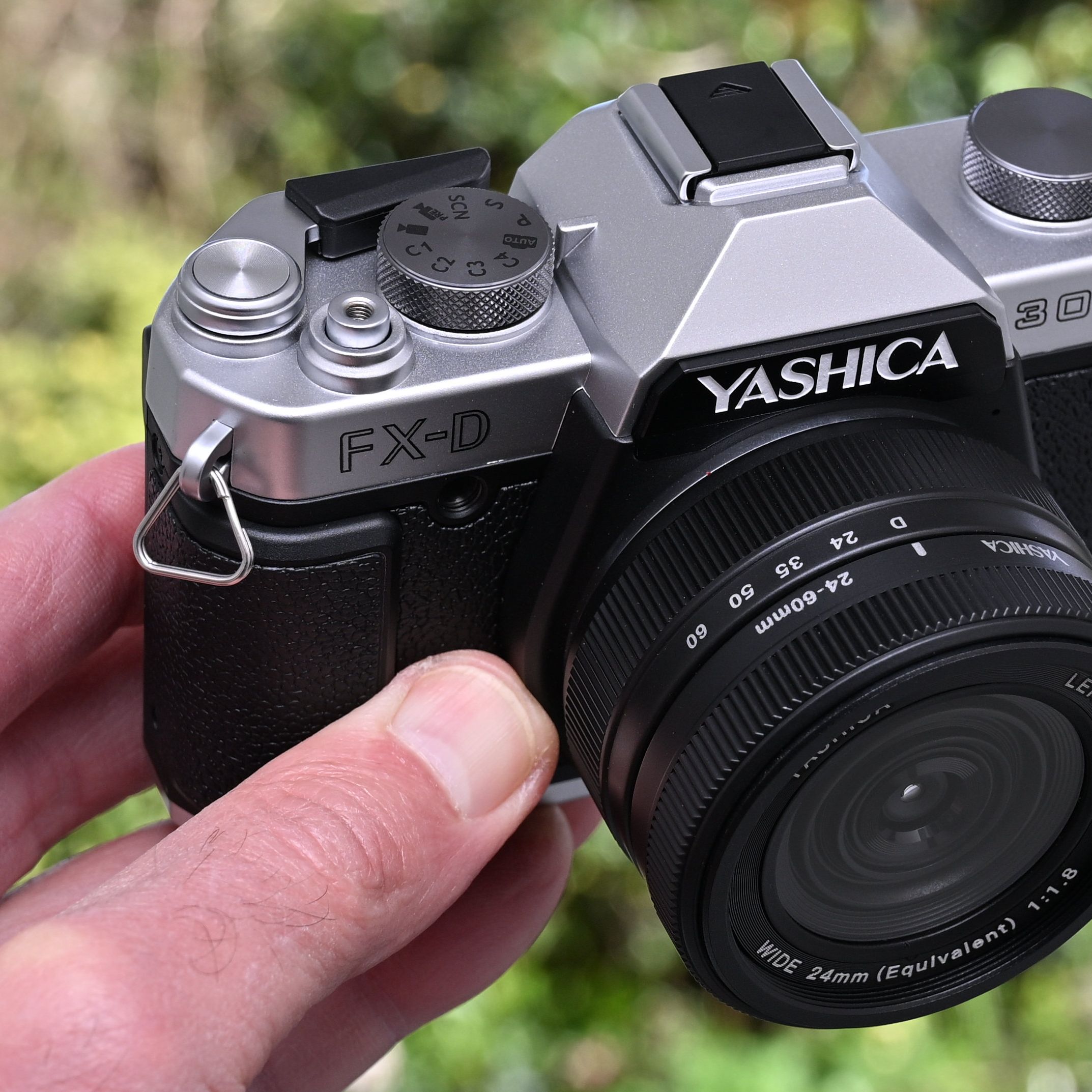 YASHICA FX-D300 コンパクトデジタルカメラ 【公式通販】