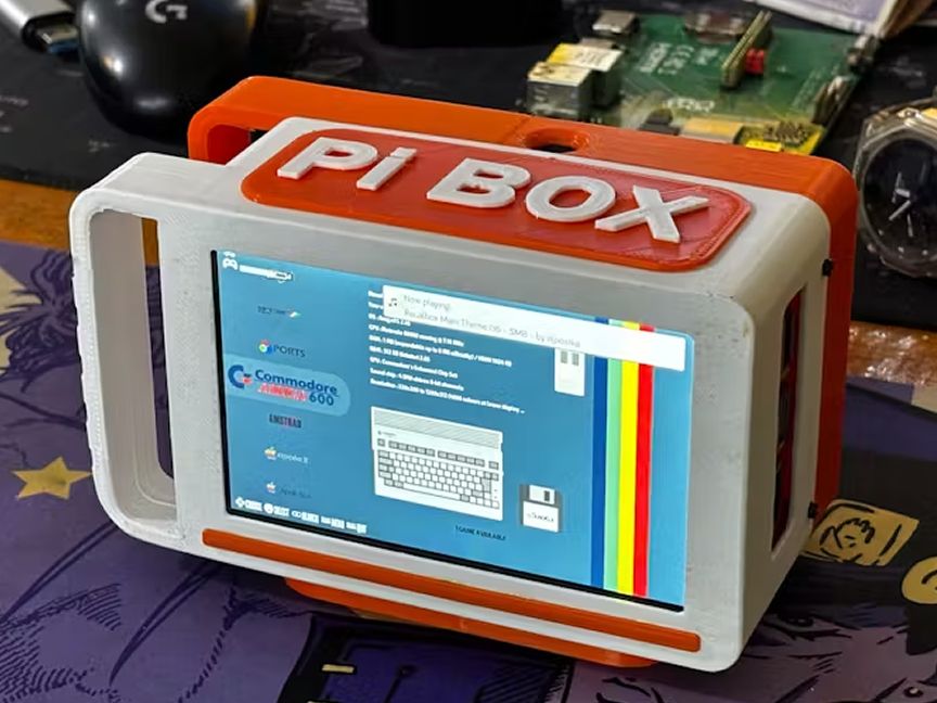 レトロボックス　Raspberry Pi3 レトロボックス Raspberry Pi3 ZX Spectrum Plus/3 Raspberry Pi