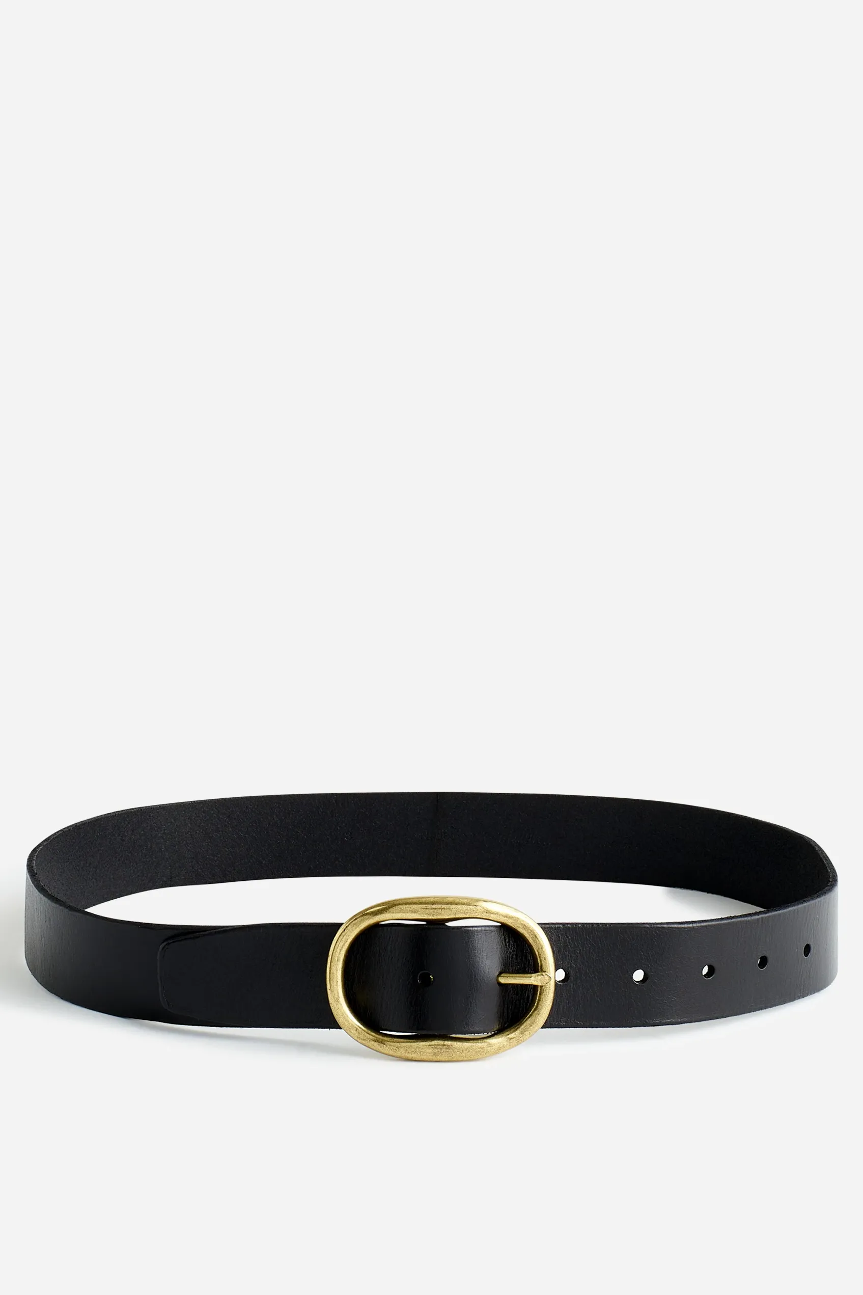 Oval-Buckle Belt