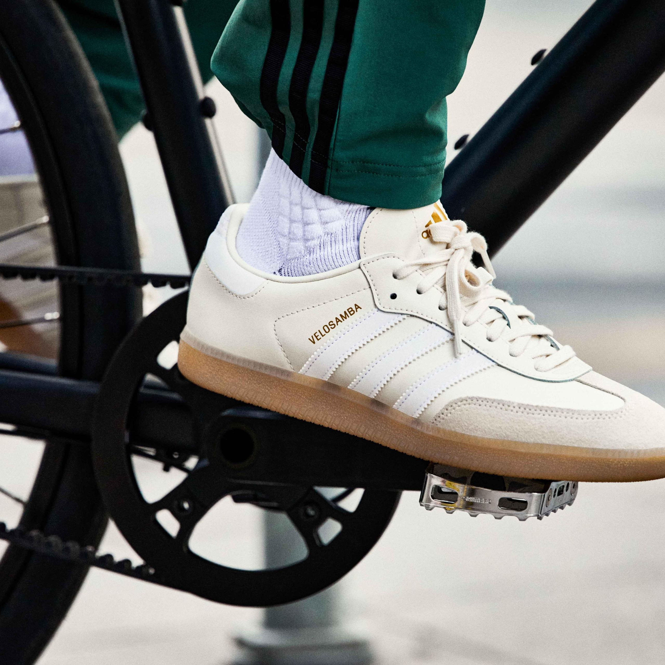  velosamba white　SPDペダルセット k5UTKjx7LjCCyACvzZyWXU.jpg