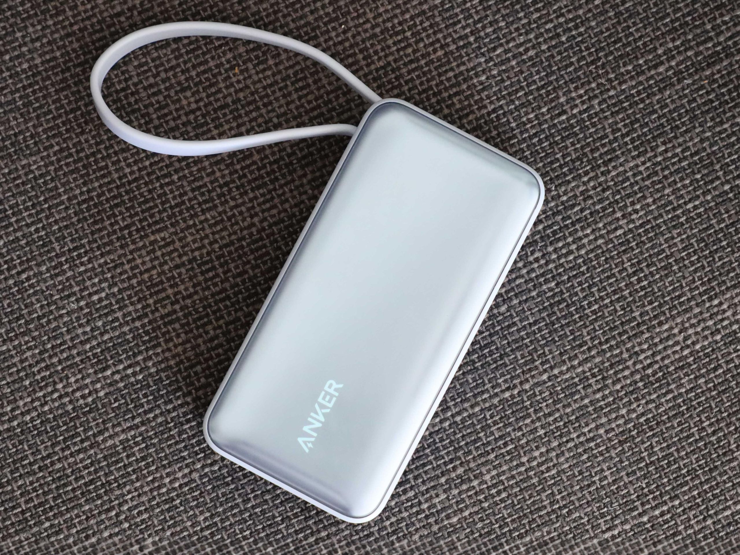 ANKER 533Powerbank 30w 10000mAh グリーン他セット Anker 533 PowerBankフォトレビュー：世界最小クラスの3ポート・USB-C