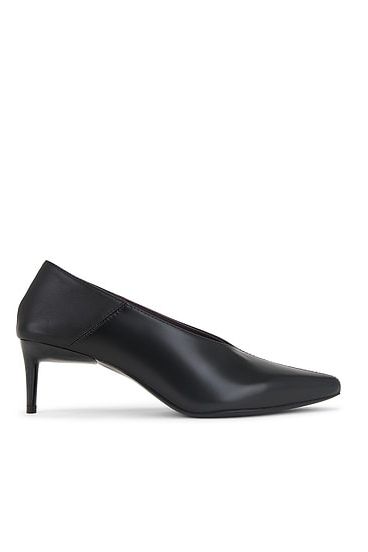 Classic Fold Heel