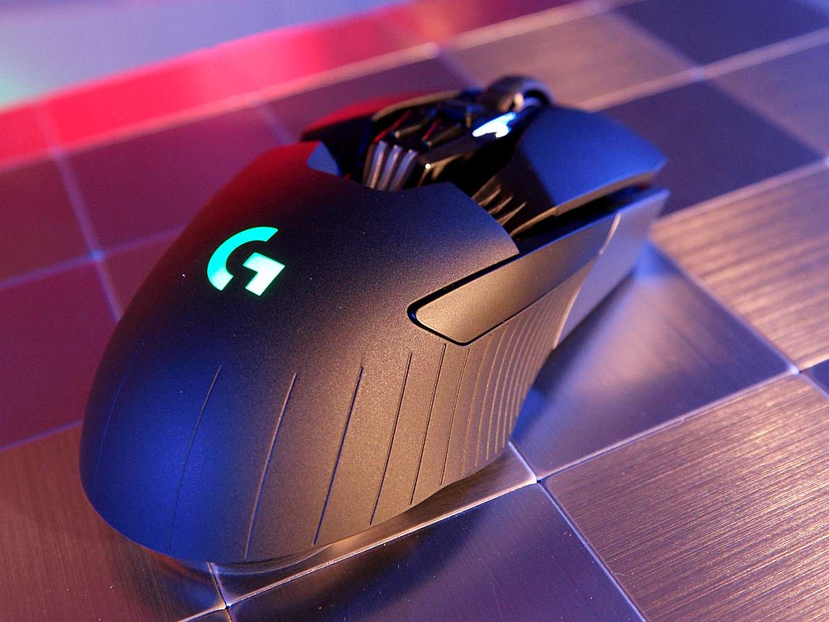 Logitech G900 Chaos Spectrum Review: Chaotic Good | Tom's Guide