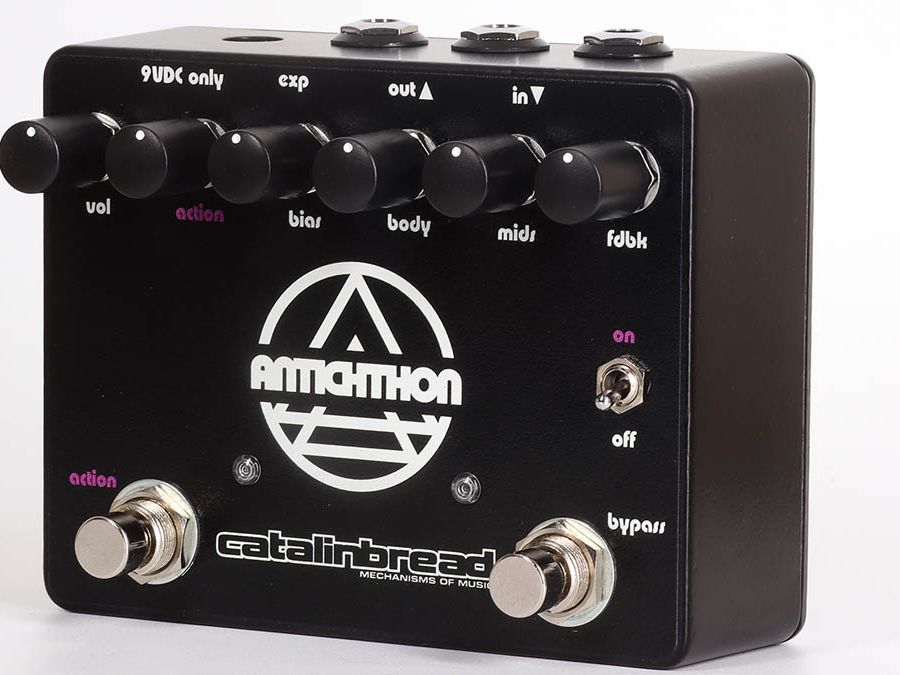 A primo signal destroyer, featuring an oscillating fuzz that A primo signal destroyer, featuring an oscillating fuzz that