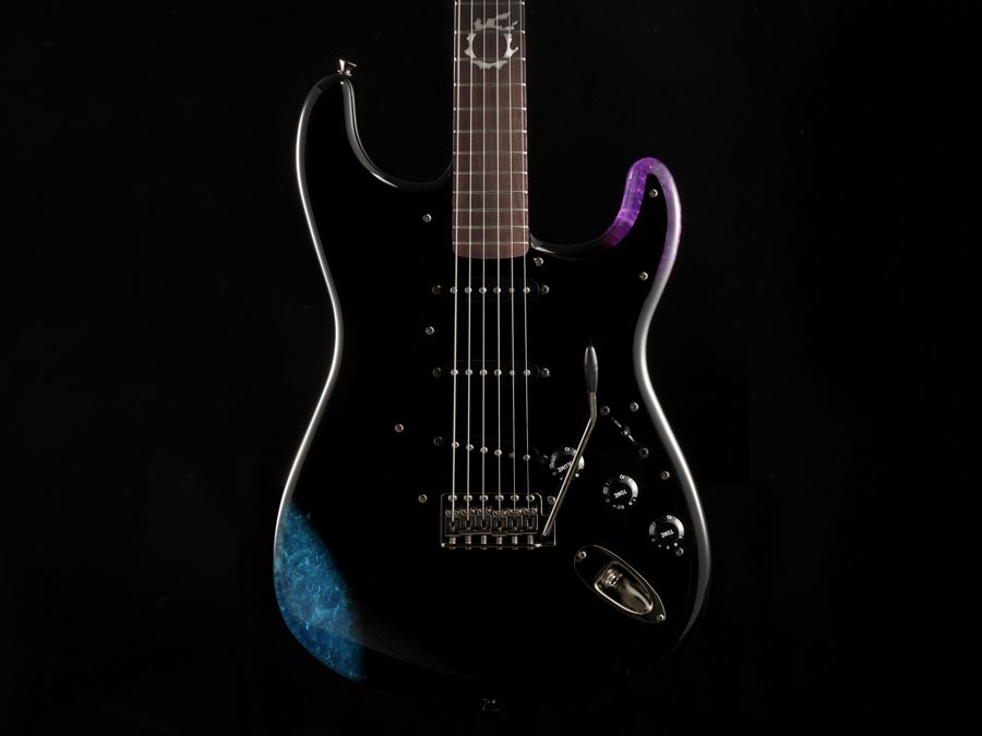 【限定モデル】FINAL FANTASY XIV STRATOCASTER Af76Ug4RXN4oPoDKaCXFf5.jpg