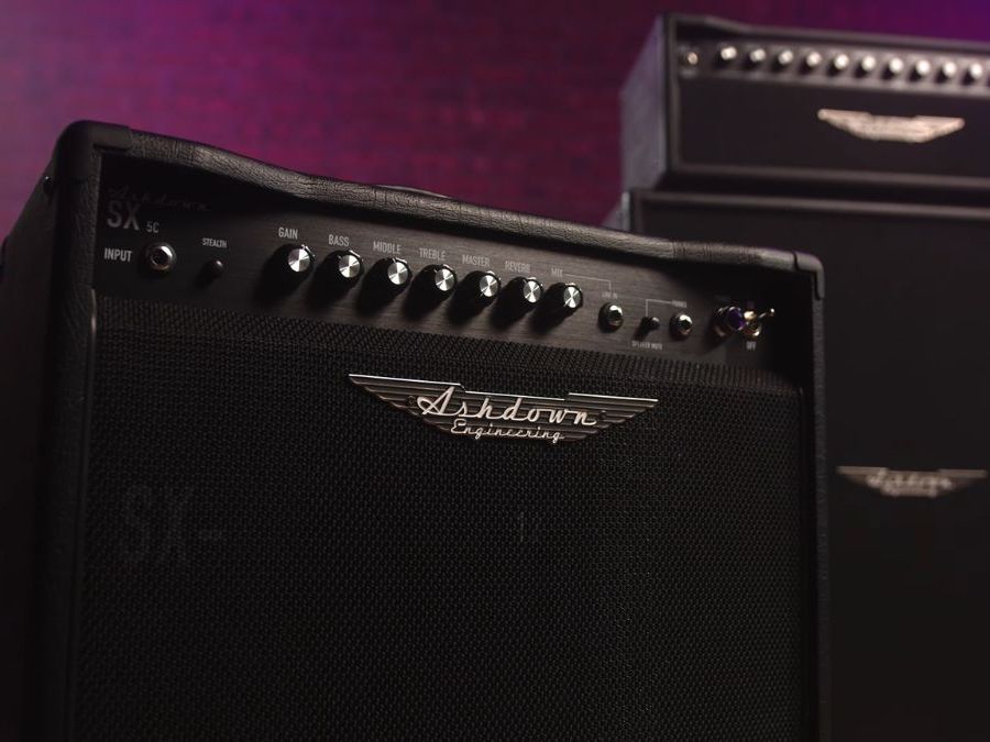 Pure valve-drive power allowing you to experience rich, dynamic