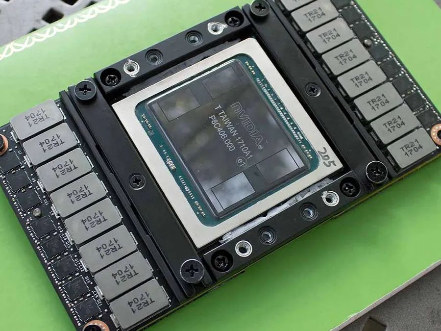 AI enthusiast adds Nvidia Tesla V100 as loud as a lawnmower to