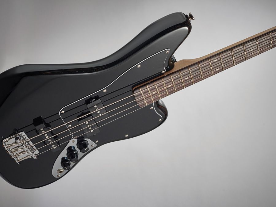 Squier Vintage Modified Jaguar Bass Special SS review
