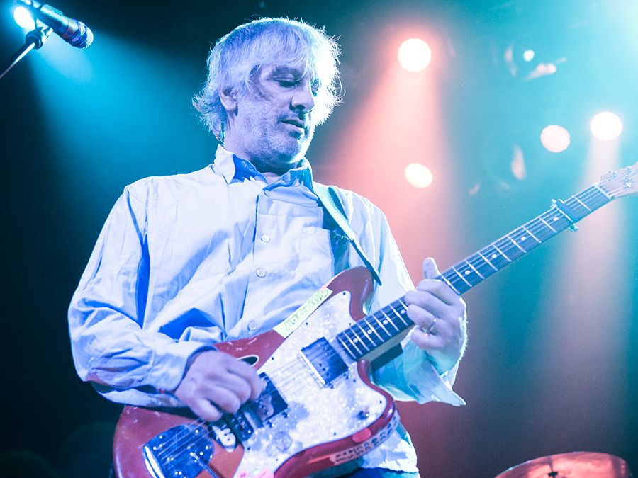 ギター MUSTANG guitar inspired by Lee Ranaldo Iconic Mods: How Sonic Youth Invented the 'Jazzblaster'