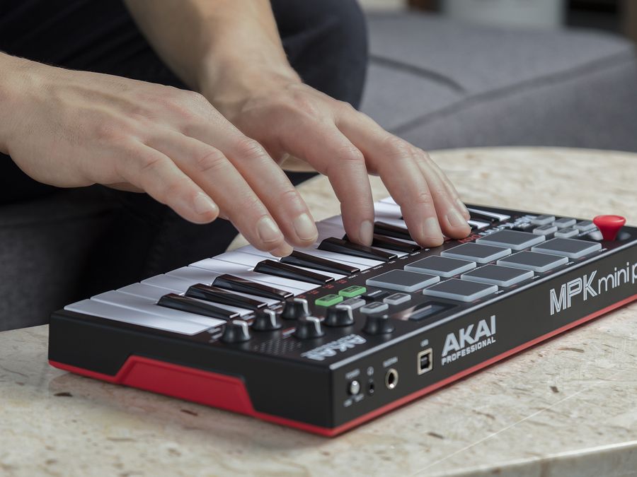 【Smile】AKAI MPK mini play MIDIコントローラー Amazon.com: AKAI Professional MPK Mini Play – USB MIDI Keyboard
