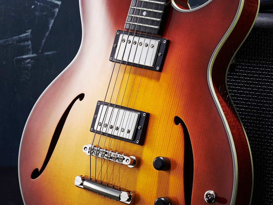 Eastman Romeo セミアコ美品 Amazon.com: Eastman Guitars Romeo Semi-hollowbody Electric