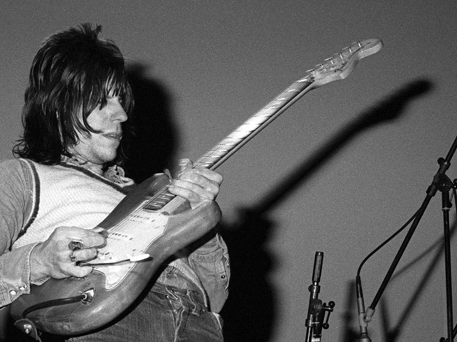 The secrets behind Jeff Beck's guitar tone on Freeway Jam | Guitar