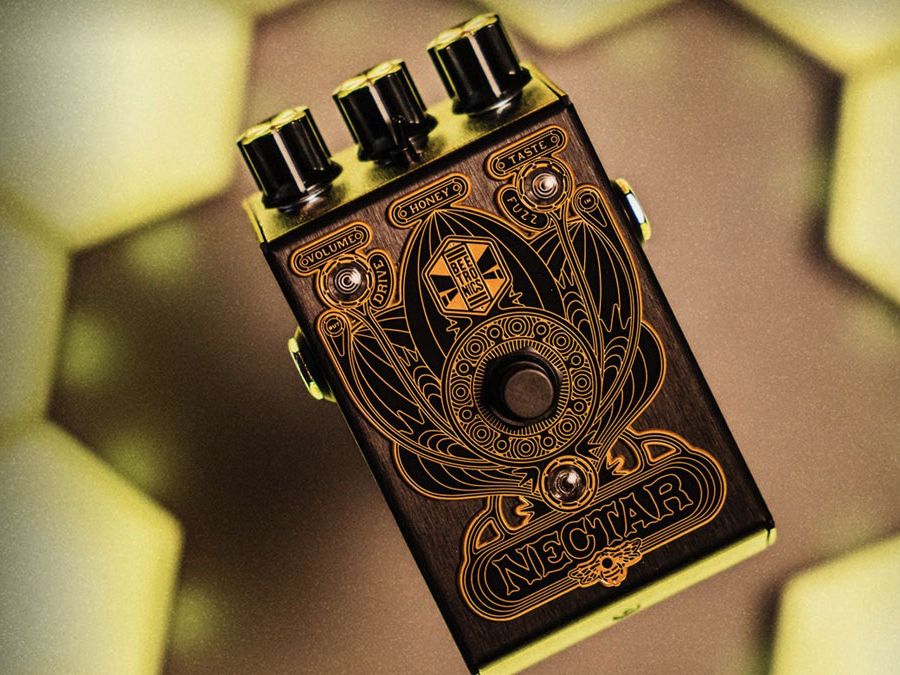 Beetronics Nector オーバードライブ ファズ Amazon.com: Beetronics Nectar Tone Sweetener Fuzz/Overdrive