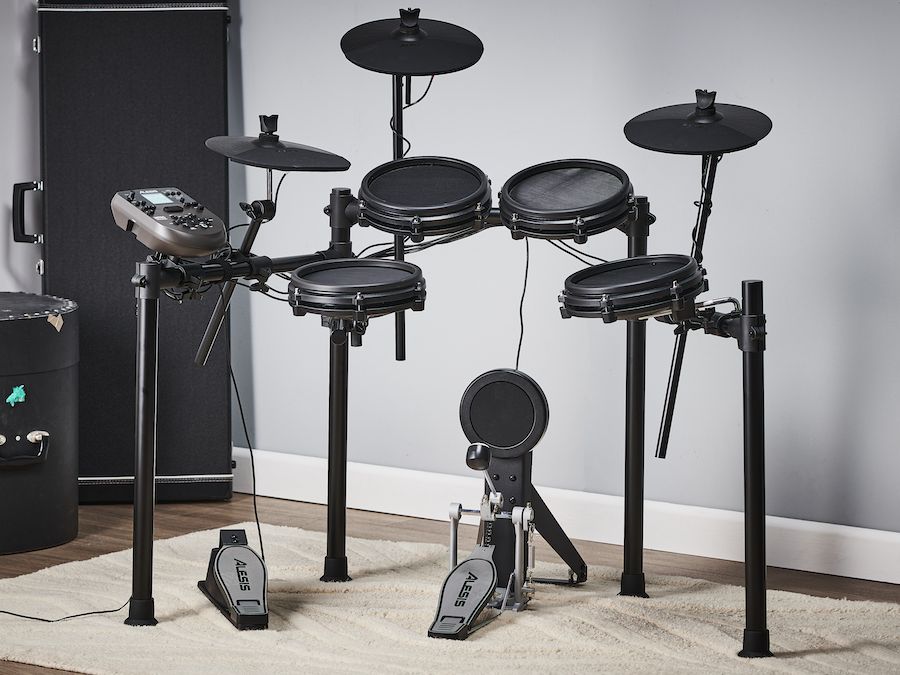 その他 ALESIS NITRO MESH KIT Amazon.com: Alesis Nitro Max Kit Electric Drum Set with