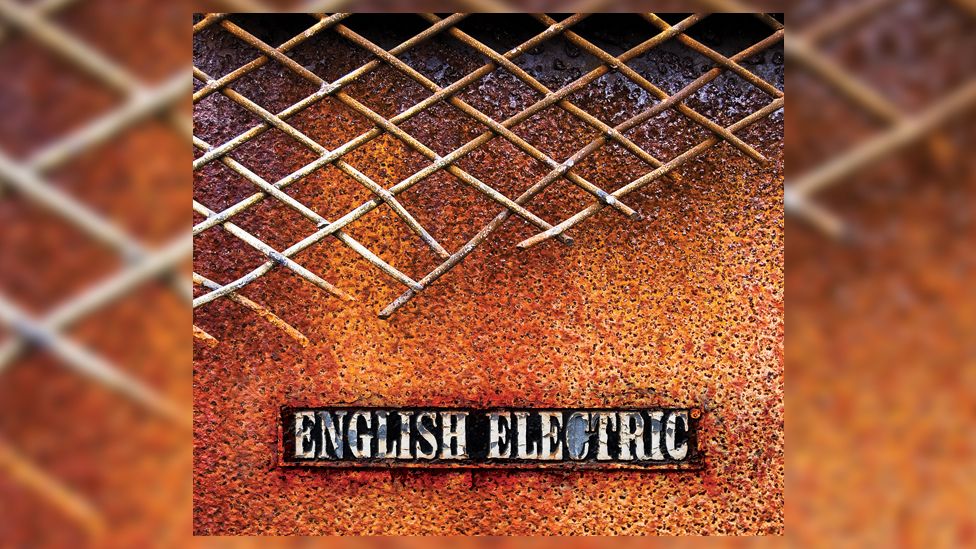 Verifies the theory that Big Big Train are a band for whom