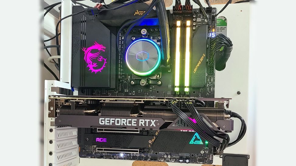 MSI MEG X670E ACE グラボ固定ラッチ外れ MSI MEG X670E ACE, E-ATX, AMD Ryzen 7000 Series, AM5, 22+2+1 phase