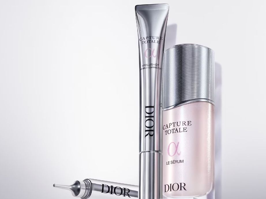 Capture Totale Hyalushot: Hyaluronic Acid Wrinkle-Corrector