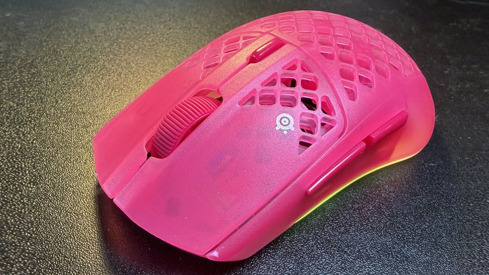 SteelSeries Aerox 3 Wireless Gen 2 Review: The Bright and Bold