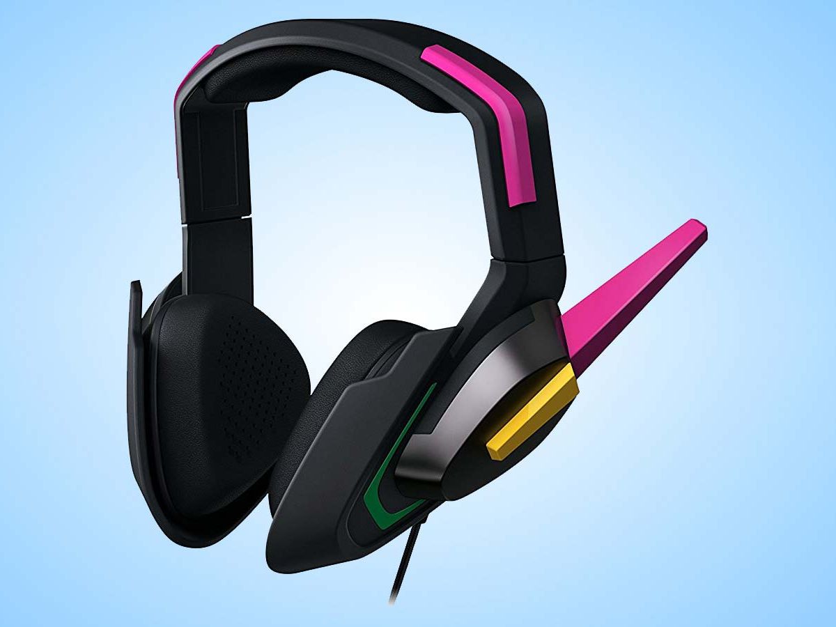 Razer Meka Headset Makes You Feel Like D.Va | Tom's Guide