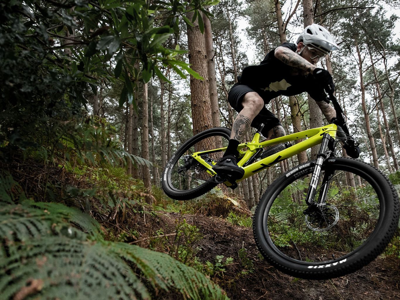 YT IZZO Uncaged 7 downcountry bike | Bike Perfect