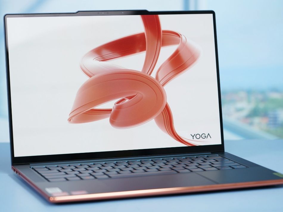 Lenovo ノートPC AMD Ryzen 7 7840S 32GB RAM qwrKVkjK5MXyjXvJLfe4BK.jpg