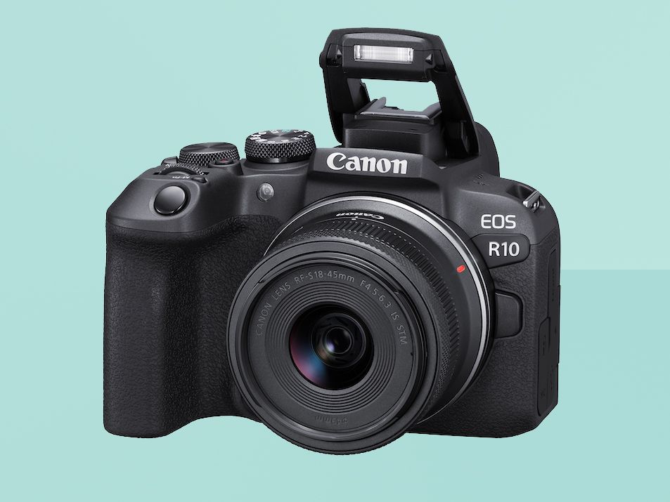 【美品】Canon EOS R10 Canon EOS R10 Mirrorless Camera is More Than an Upgrade!