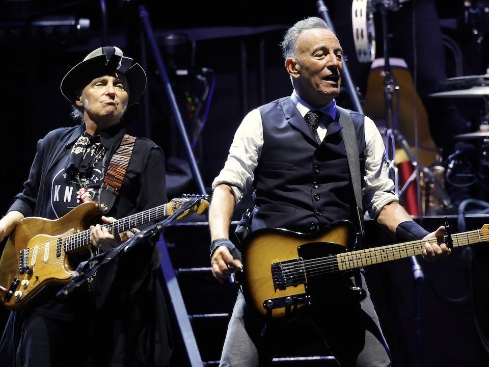 Bruce Springsteen adds eight additional shows to his summer 2025