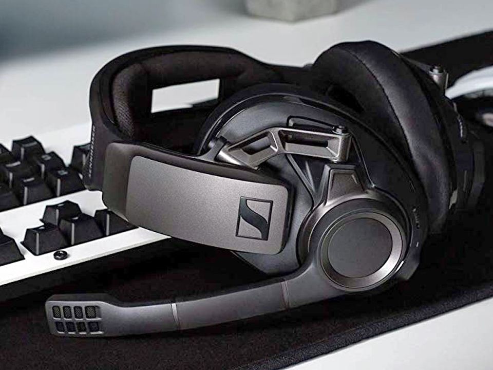 ヘッドホン SENNHEISER GSP 670 Wireless freedom for gamers
