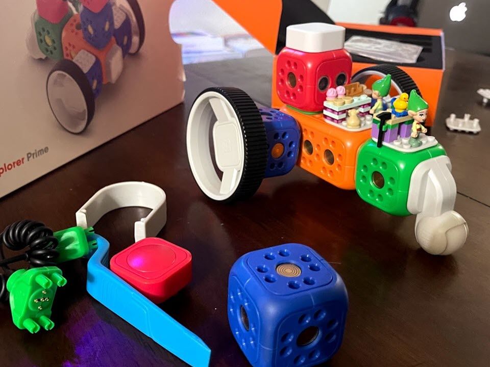 Robo Wunderkind Review: Best Starter Robotics Kit for Young Coders ...