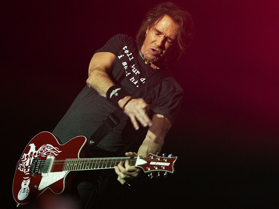 Rick Springfield on his guitar journey and Dave Grohl collab