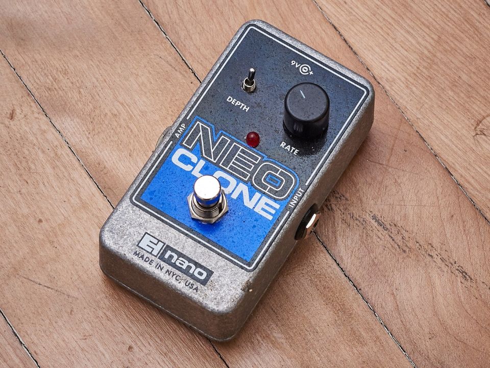 best analog vibrato pedal Amazon.com: Caline Mini Guitar Vibrato Pedal G006 G Series Traditional  Vibrato Effect Sound Processor for Electric Guitar Bass, Digital Circuit  Design : Musical Instruments