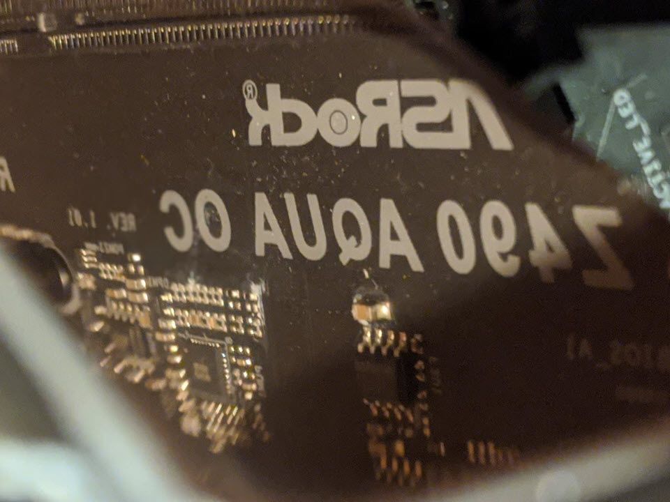 How I Overclocked Core i9-10900K to 7-GHz and Set World Records