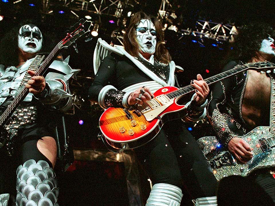 KISS 「LIVE！BOOTLEG」 Kiss Off The Soundboard Live Bootleg Tokyo 2001 3LP Box Set