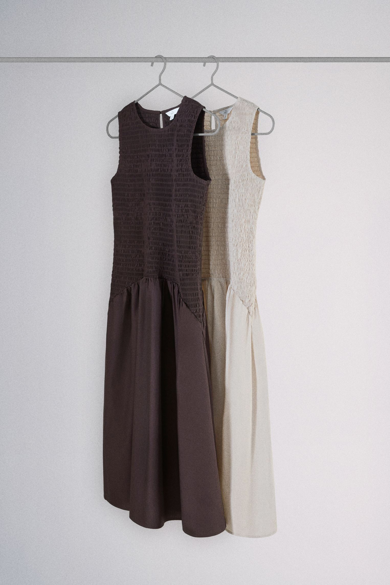 The Set 2 Pack Shirred Sleeveless Maxi Dress Chocolate Brown/off White