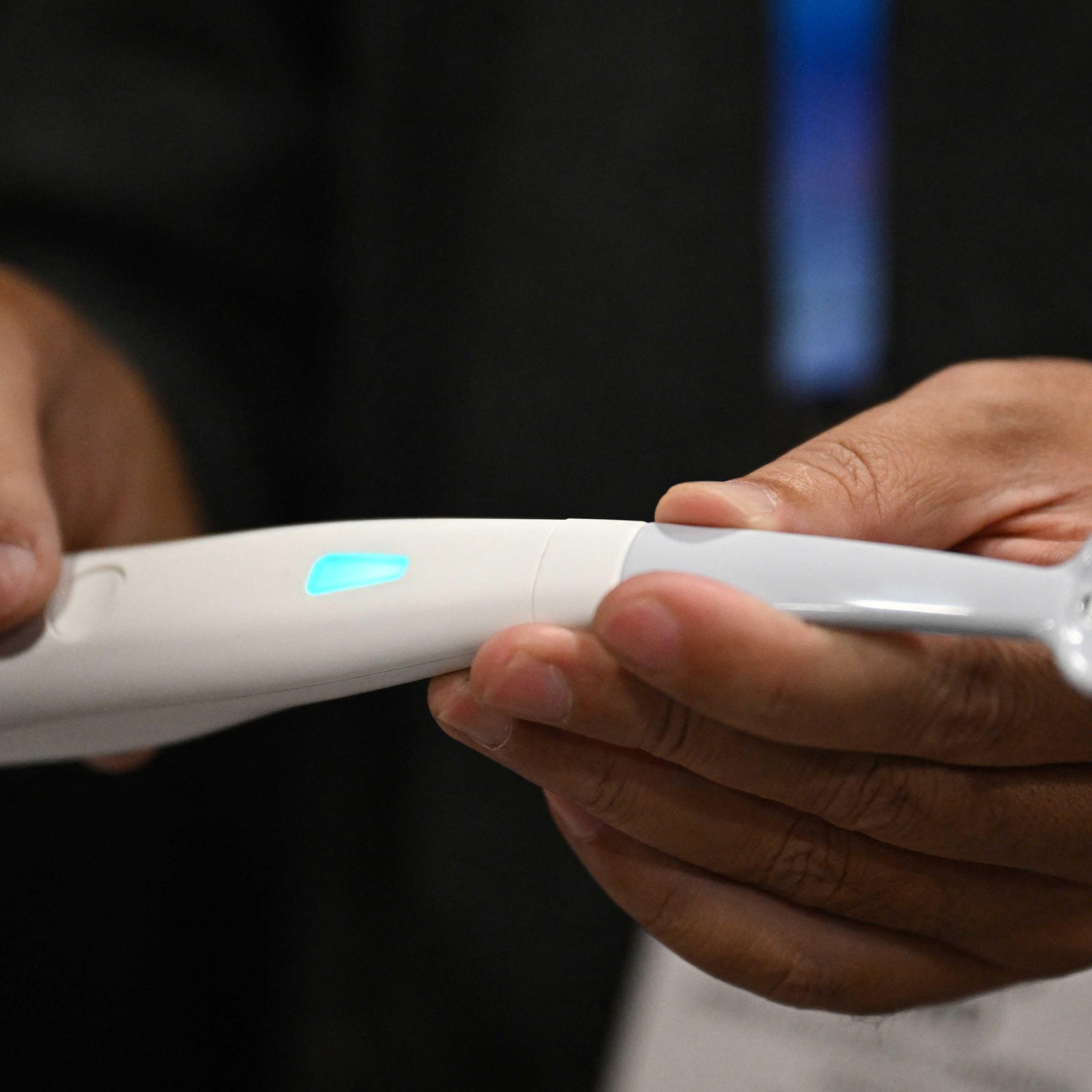 CES 2025: Kirin's Electric Salt Spoon is the most bizarre exhibit