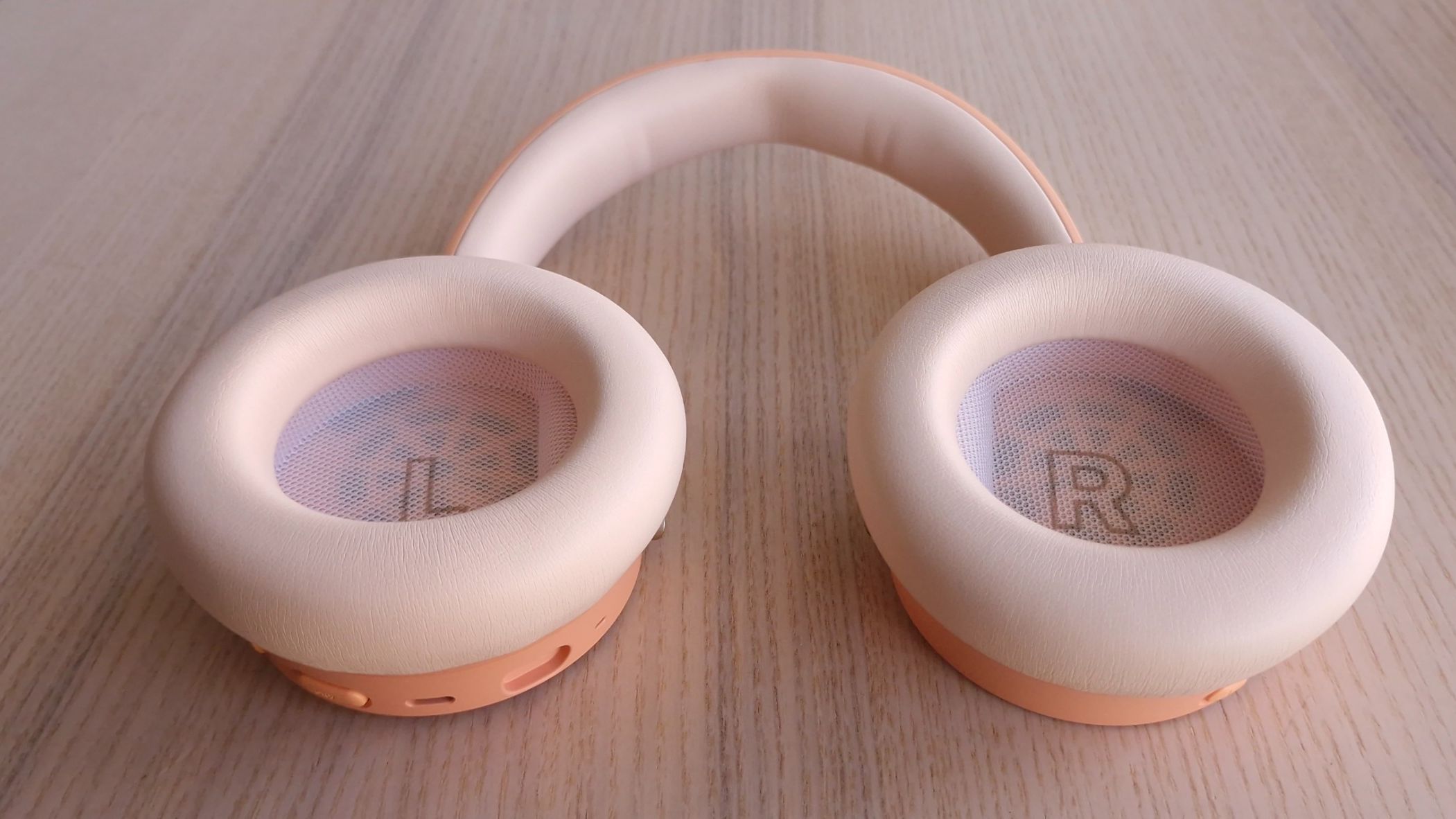 Beyerdynamic Aventho Y headphones in a listening room