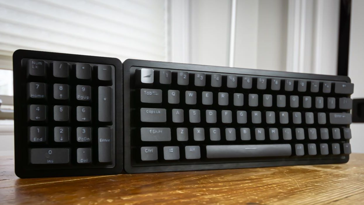 Mountain Everest 60 Review: The Precipice of Perfection | Tom's